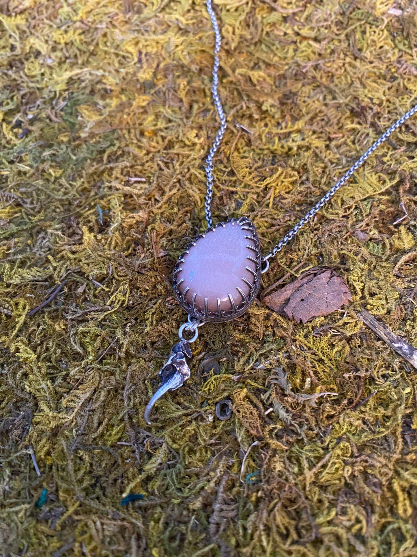 Peach Moonstone Snake Fang Necklace