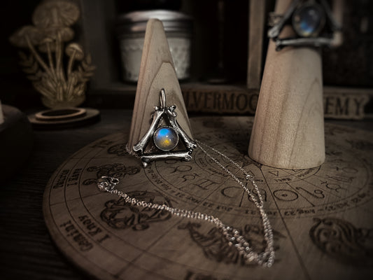 Luna: Sterling Silver and Rainbow Moonstone Necklace