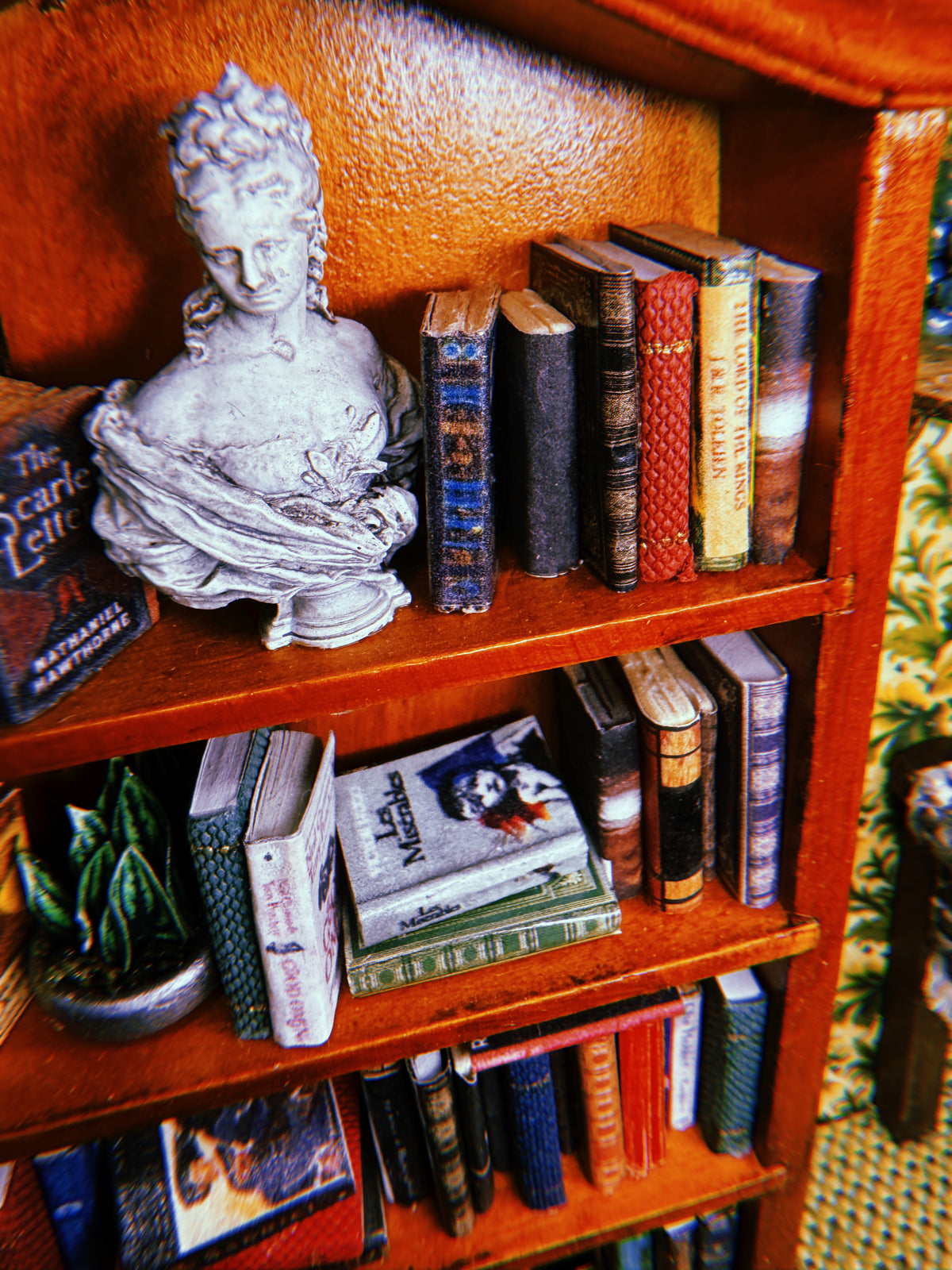 Library Miniature (Bargaining)