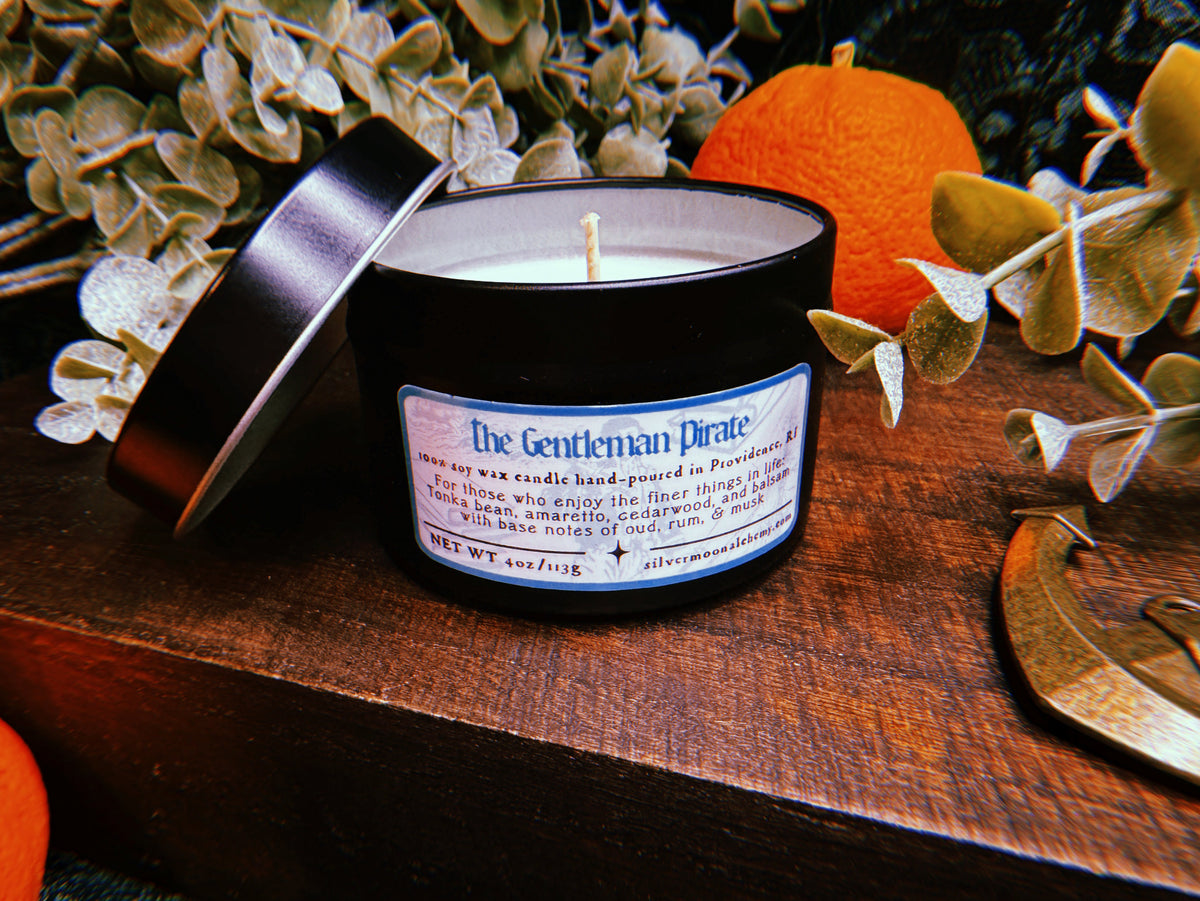 The Gentleman Pirate Soy Candle 2 / 4oz Tin
