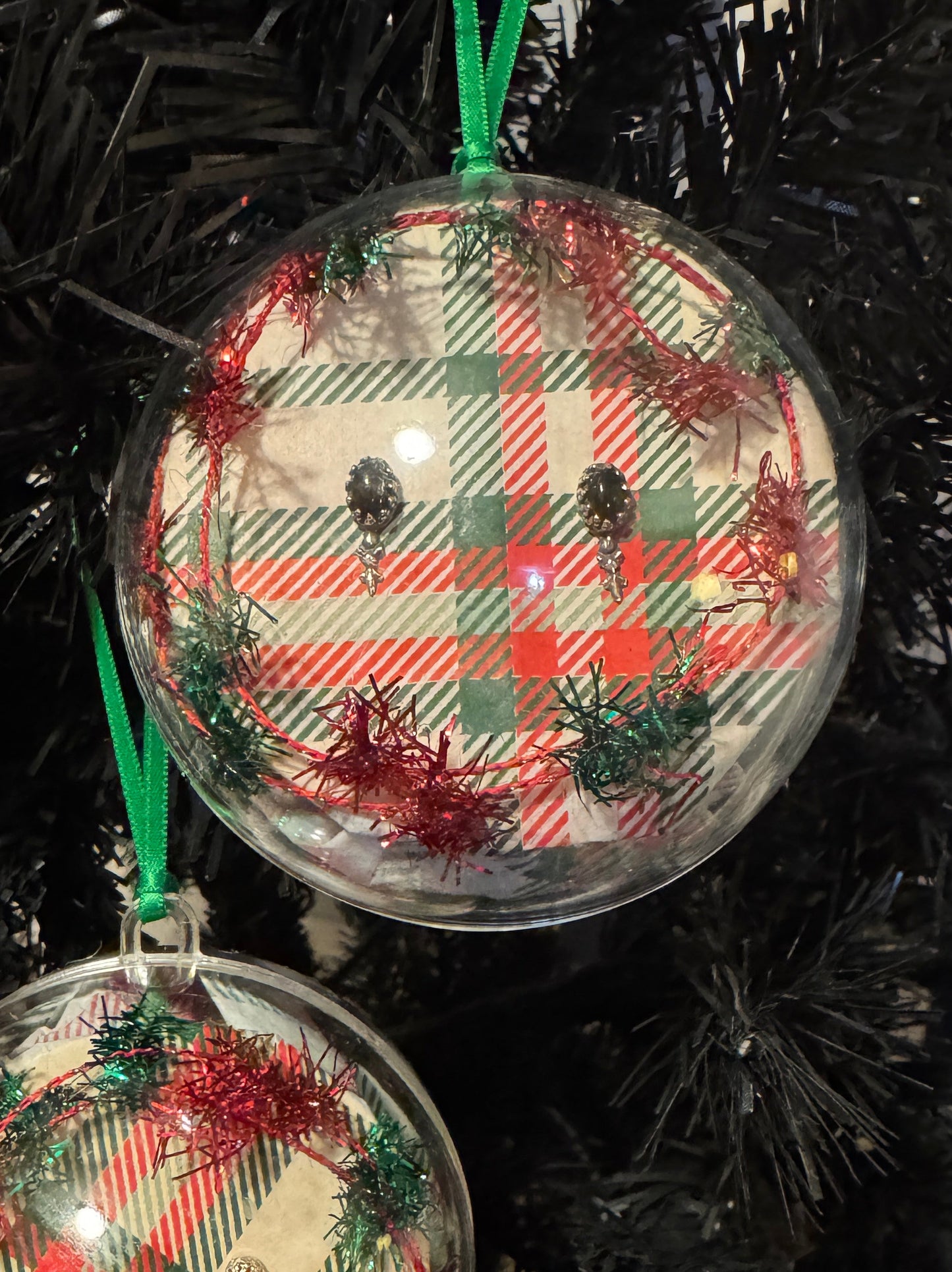 Black Star Diopside Stud Earrings Ornament